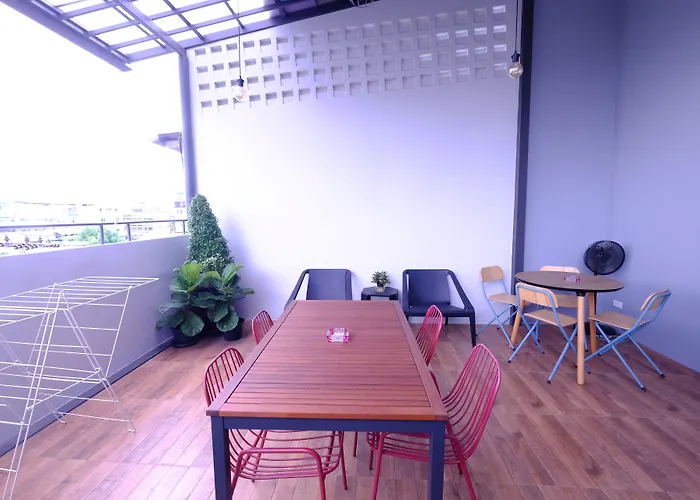 Neveu Premier Hotel Bangkok